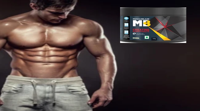 A man showing Muscleblaze MB creatine monohydrate result on him body